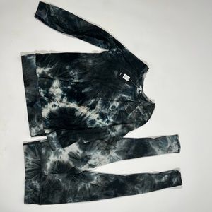 NWT LEGGING SET FROM FN SIZE SMALL
